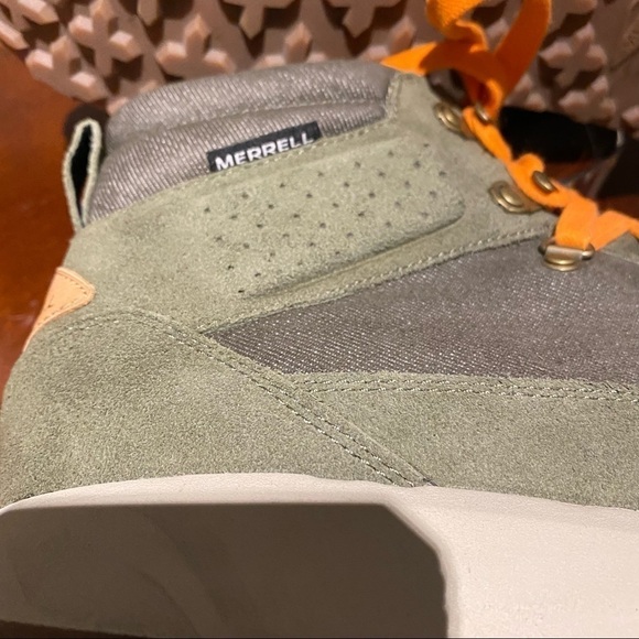 Men's Merrell Ashford Chukka
Size 13 Orange/Green EUC - Picture 8 of 8